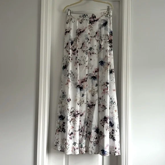 Show Me Your MuMu Princess Di Maxi Skirt Floral Bouquet - Picture 2 of 7